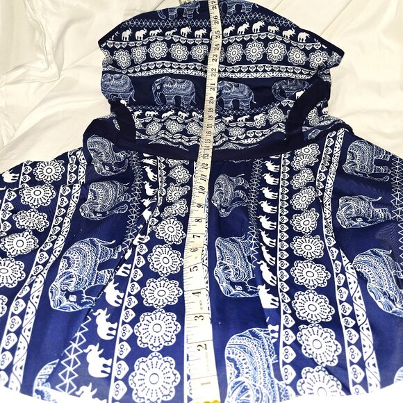 Women Size XLWhite and Blue Summer Dress with Elephants - Picture 1 of 10